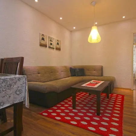 Apartman Adnan 2229 Póla