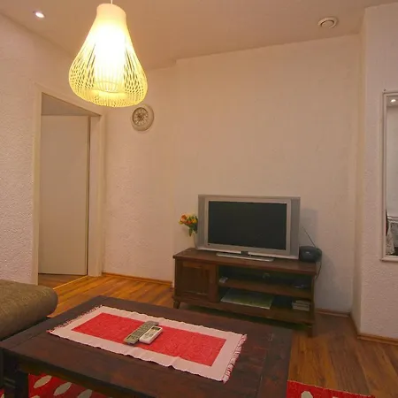 Apartman Adnan 2229 Póla