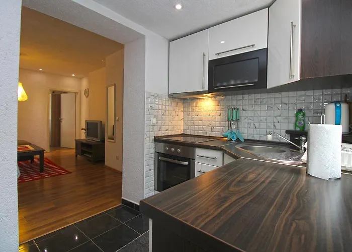 Apartman Adnan 2229 Póla